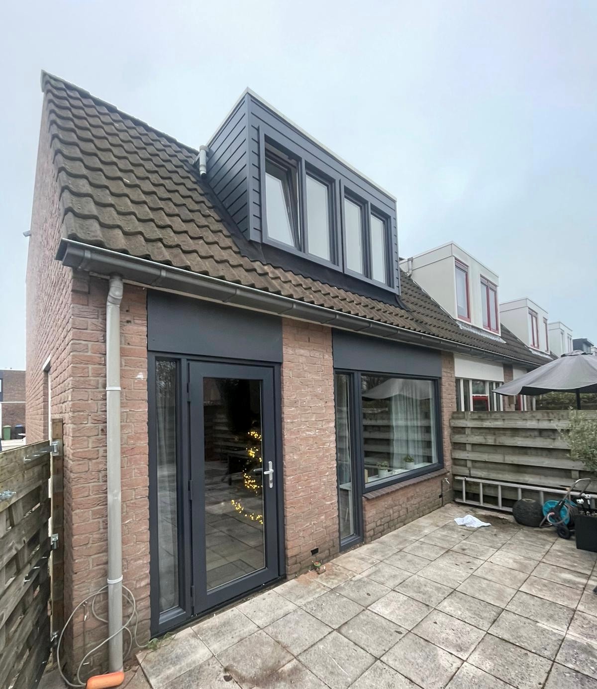 Kunststof kozijnen en dakkapel renovatie in Arnhem